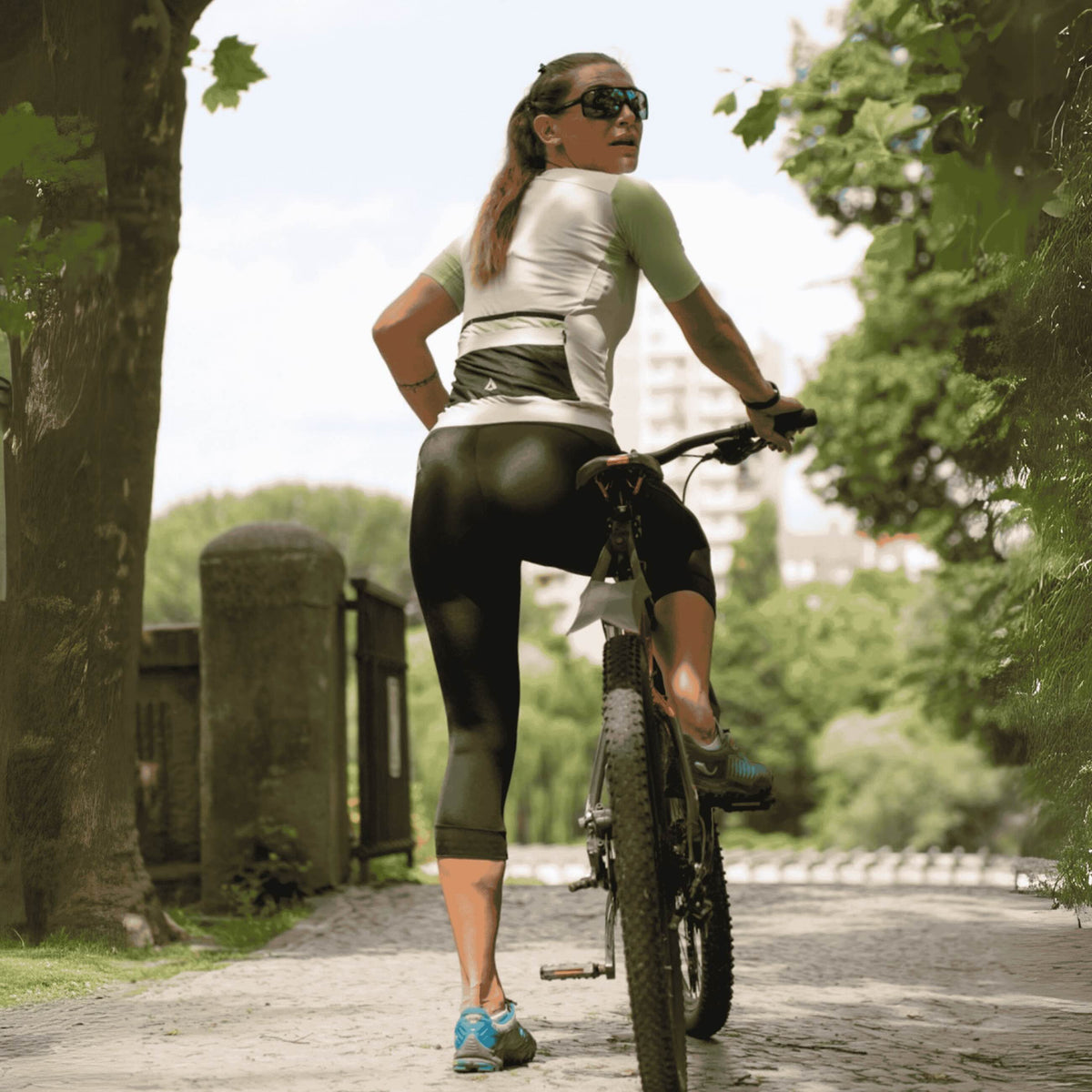 Damen Fahrradhose 3/4 Radhose Lang Pro Line Schwarz